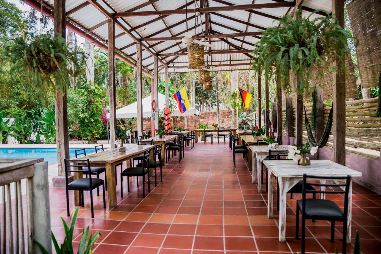 Hotel Restaurante Selva Negra Turbaco Екстериор снимка